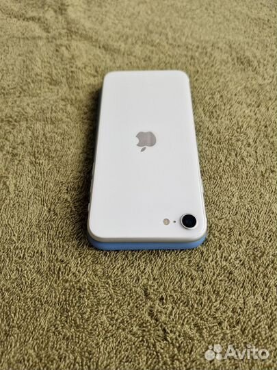 iPhone SE (2020), 64 ГБ