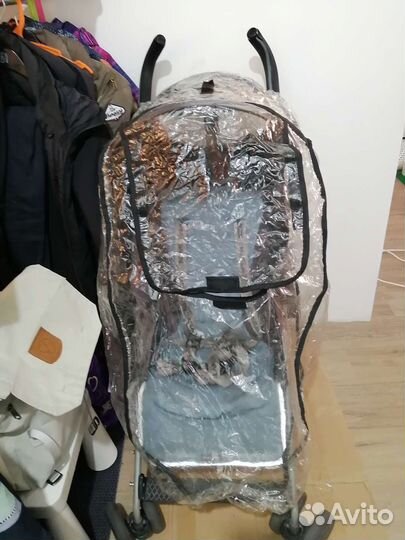 Дождевик полноценный и на maclaren