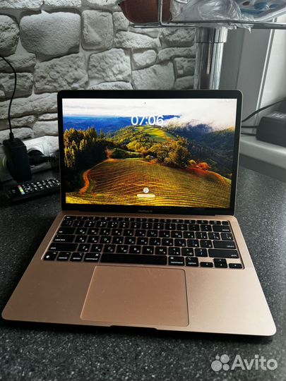 Apple MacBook air 13 2020 m1 8gb 256