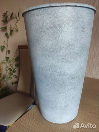 Кашпо для цветов напольное