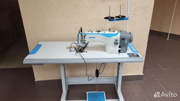 Швейная машинка