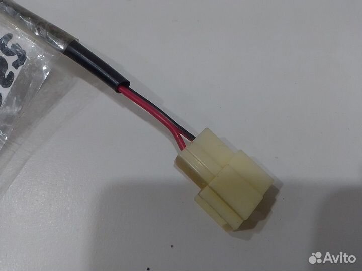 Динамик верхний передний левый