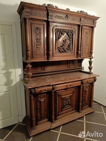 Антикварный буфет. 19 век. Бретонь