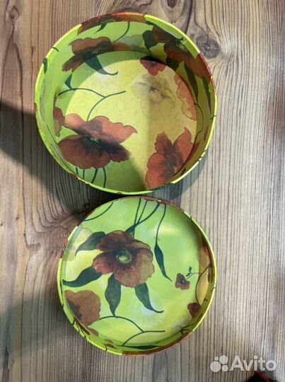 Подарочная коробка