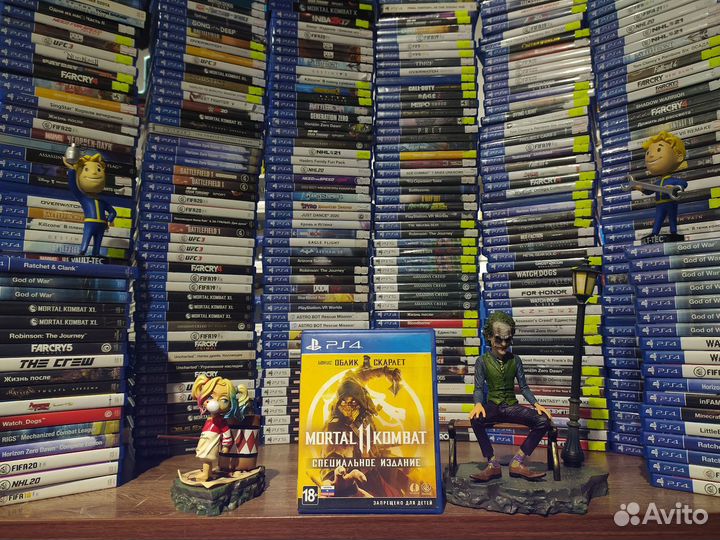 MK11 - Mortal Kombat PS4 + наушники Monster Beats