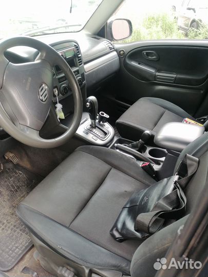 Suzuki Grand Vitara 2.0 AT, 2005, 220 000 км