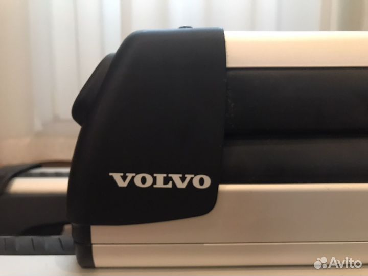Поперечины с держателем для лыж Volvo