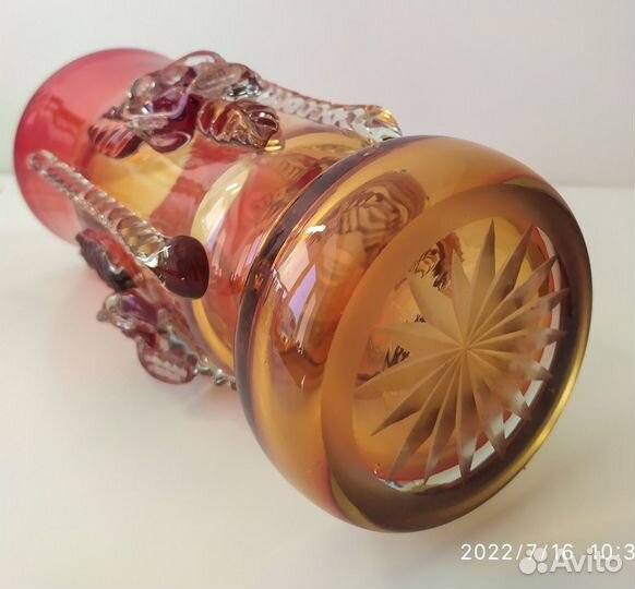 Ваза цветное стекло