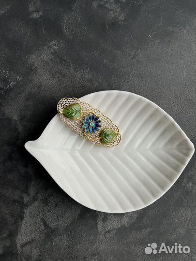 Винтажные старинные броши