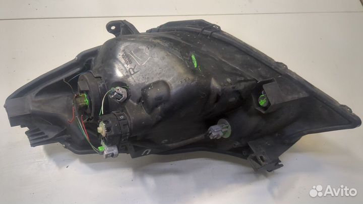 Фара (передняя) Toyota Yaris, 2012