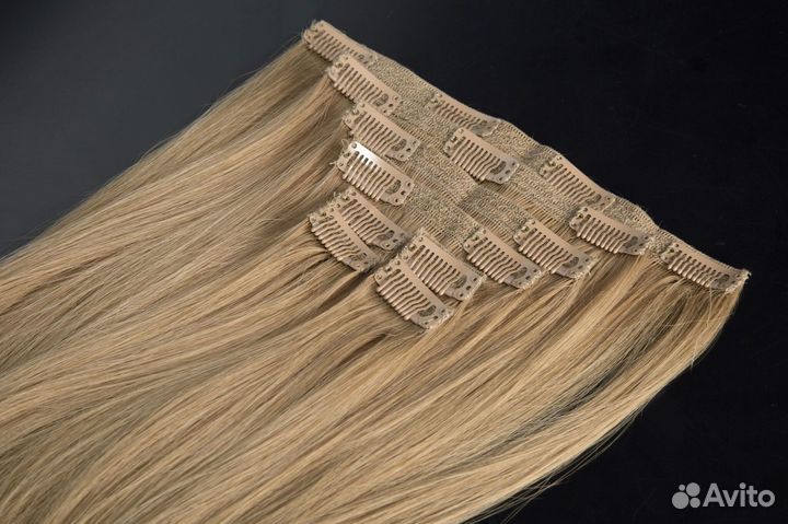 Волосы на заколках для выпускного, рассрочка