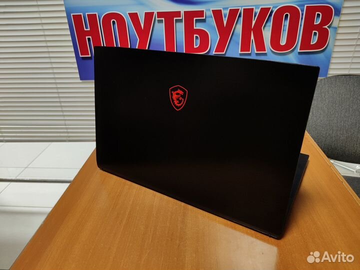 Новый ноутбук MSI / 17 дюймов / RTX 3060