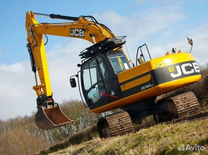 Стекло двери нижнее на экскаватор JCB JS