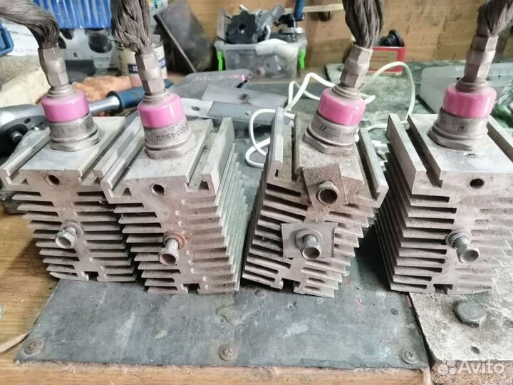 Диод дл161-200