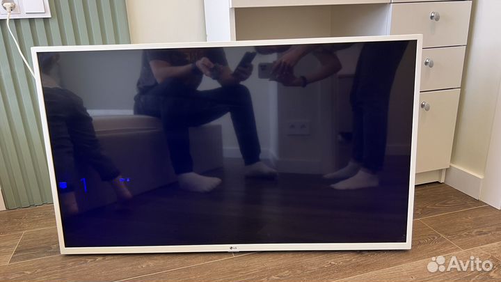 Телевизор LG 43