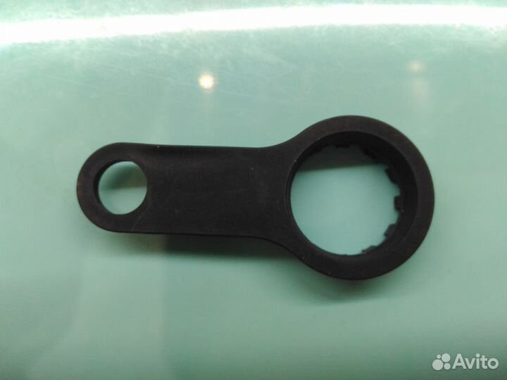 Ключ (съёмник) для вилки SR Suntour