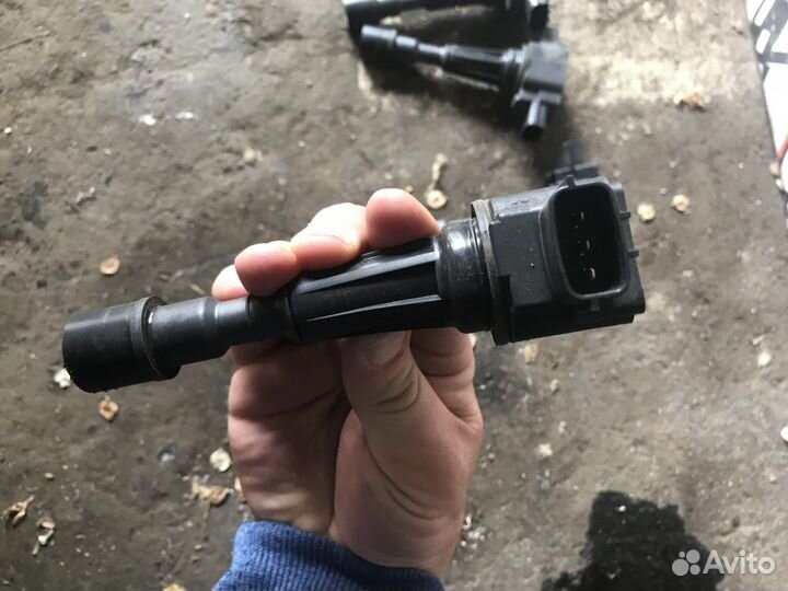 Катушка зажигания Мазда3 двс 1,6 Z6