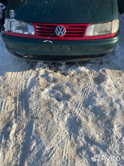 Бампер передний Volkswagen Sharan
