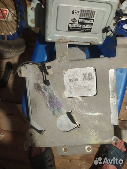 Бачок гур Nissan Maxima a33