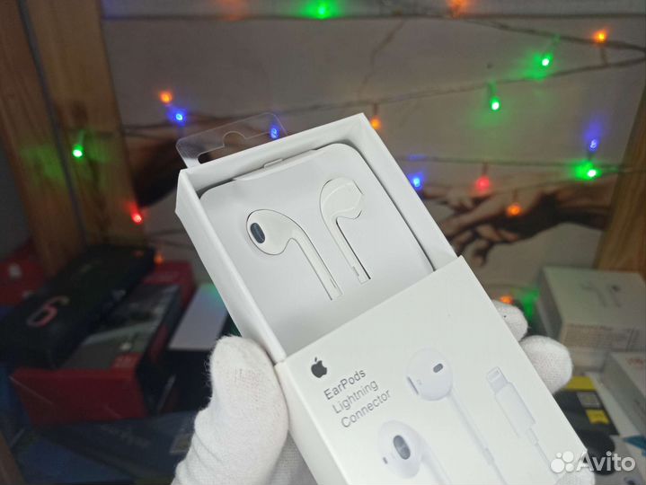 Новые наушники EarPods lightning для iPhone
