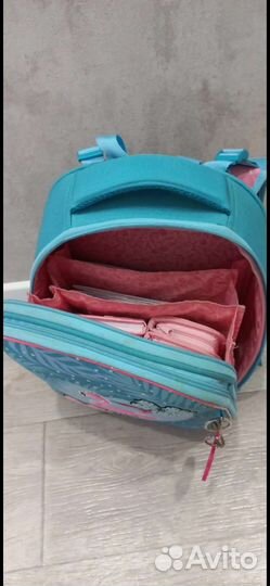 Рюкзак школьный