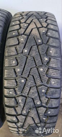 Pirelli Ice Zero 205/55 R16