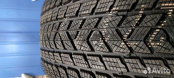 Pirelli Scorpion Winter 285/45 R21 113V