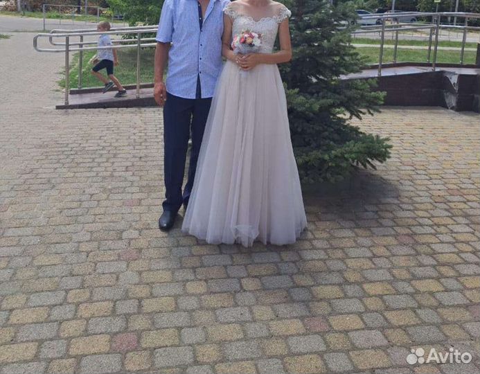 Свадебное платье