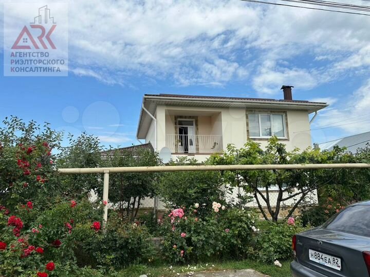 Дом 167,8 м² на участке 6 сот.