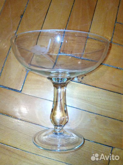 Вазочка конфетница