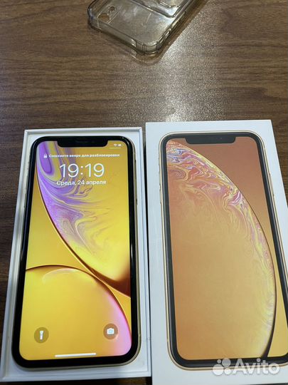 iPhone Xr, 64 ГБ