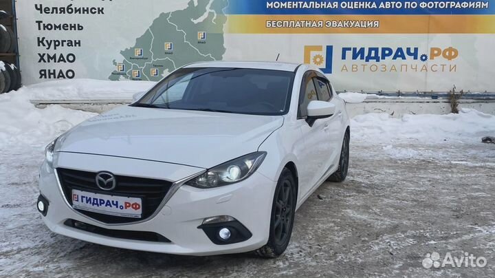 Накладка на решетку радиатора правая Mazda Mazda 3