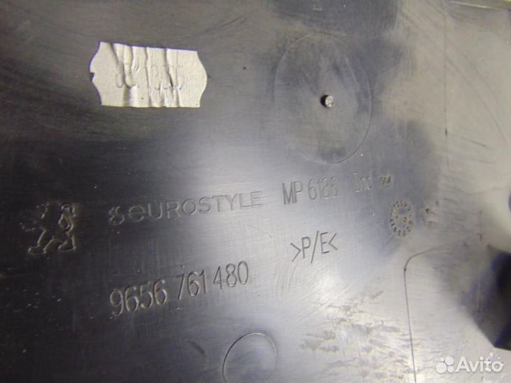 Обшивка стойки для Peugeot 300 308 2007