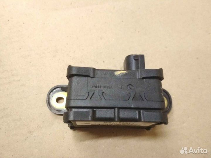 Датчик ускорения Nissan Armada 47931CL70A