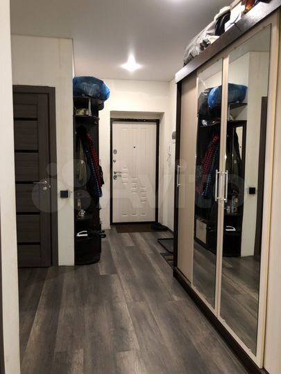 3-к. квартира, 87,8 м², 1/3 эт.