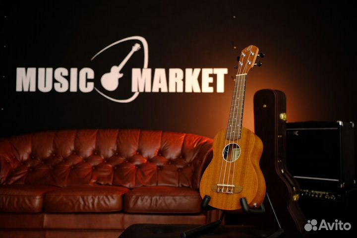 Укулеле сопрано с подключением Ortega (Комплект)