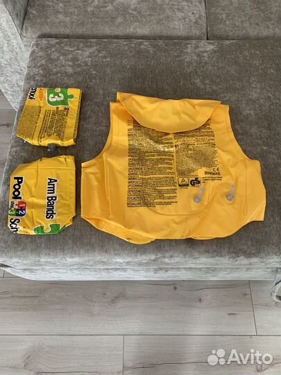 Жилет и нарукавники