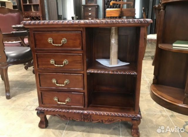 Тумба-стеллаж из массива