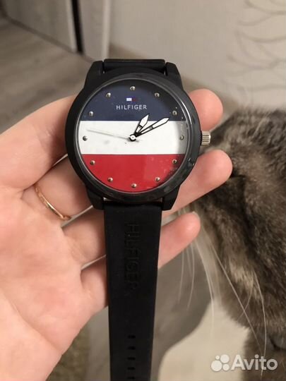 Часы Томми новые