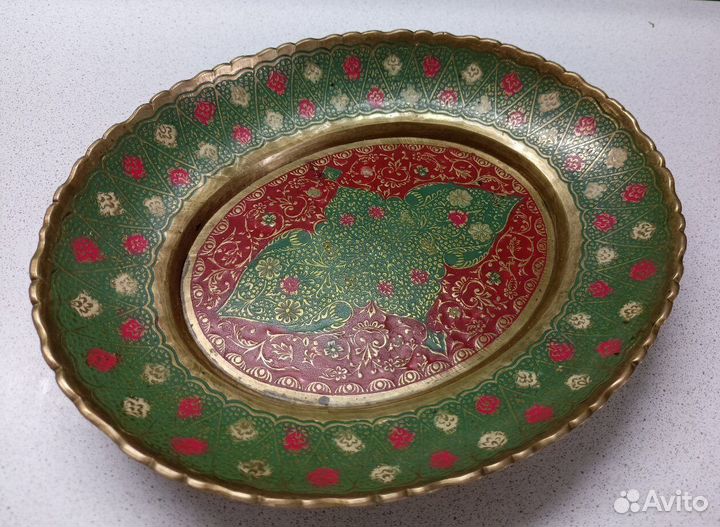 Латунное овальное блюдо