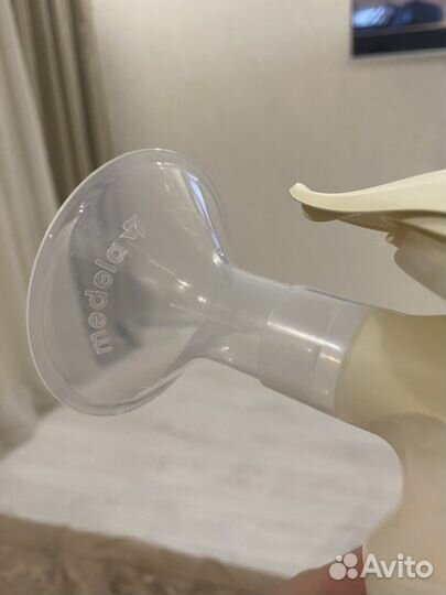 Молокоотсос ручной Medela