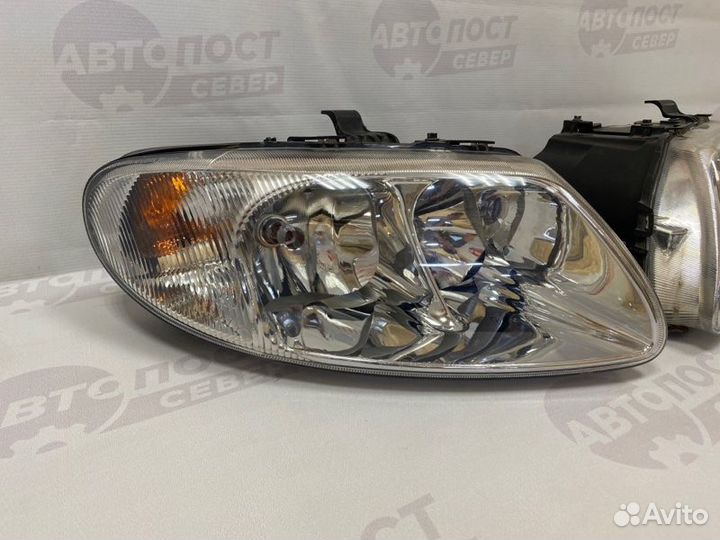 Фара Chrysler Voyager 3.3L V6 smpi (EGA) 2004
