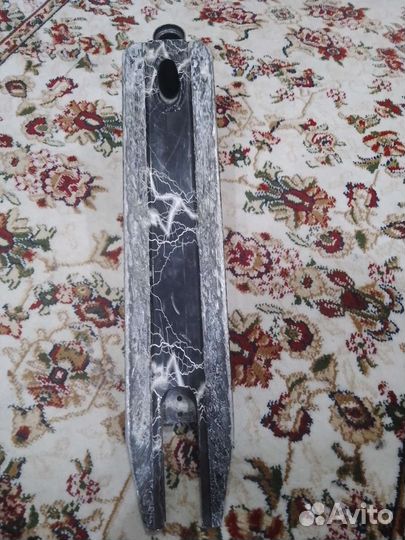 Дека на трюковой самокат