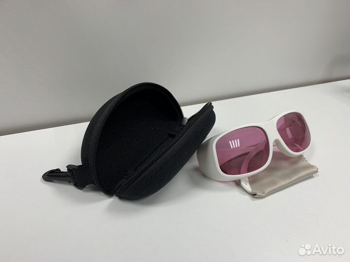 Очки для лазерной эпиляции