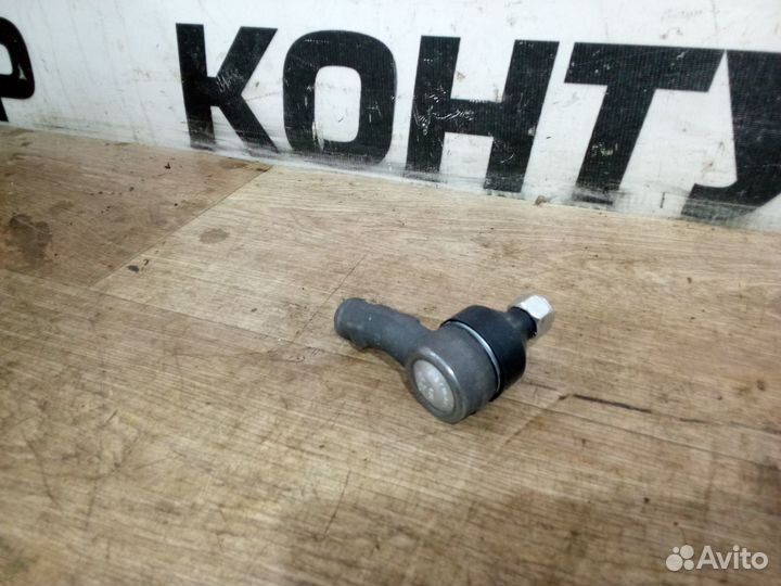 Наконечник рулевой правый Volkswagen Passat, Caddy