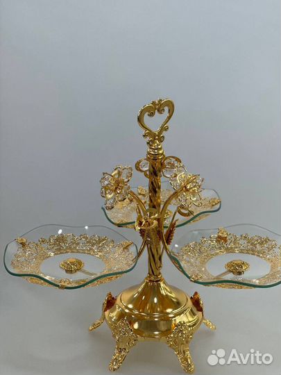 Золотистая конфетница, менажница, этажерка