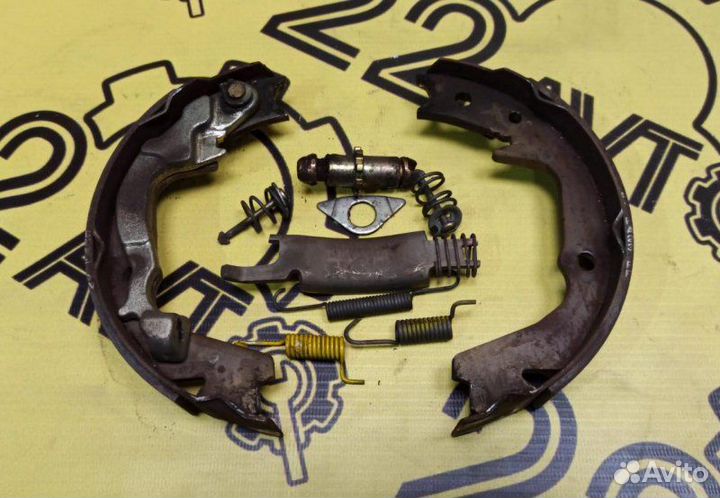 Механизм стояночного тормоза задний левый Subaru