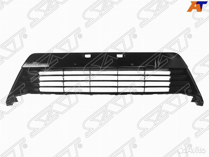 Решетка в бампер toyota auris 12-15