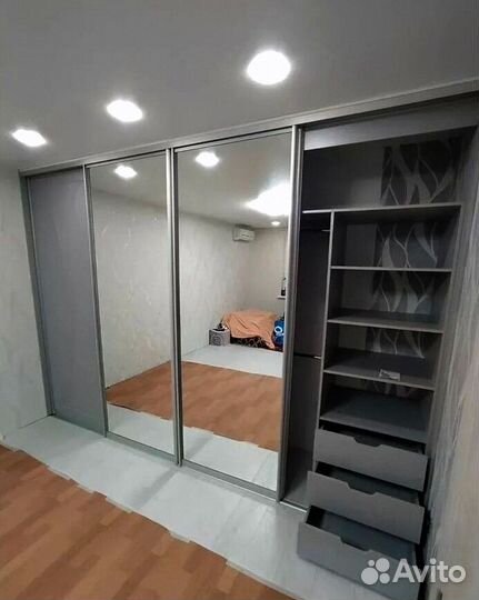 Шкаф на заказ для дачи