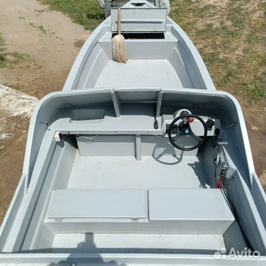 Оса Ямаха 200